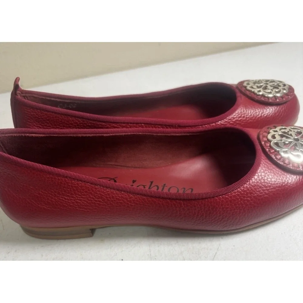 Brighton Aleta Red Ballet‎ Flats Silver Medallion Size 5.5M Made in Italy